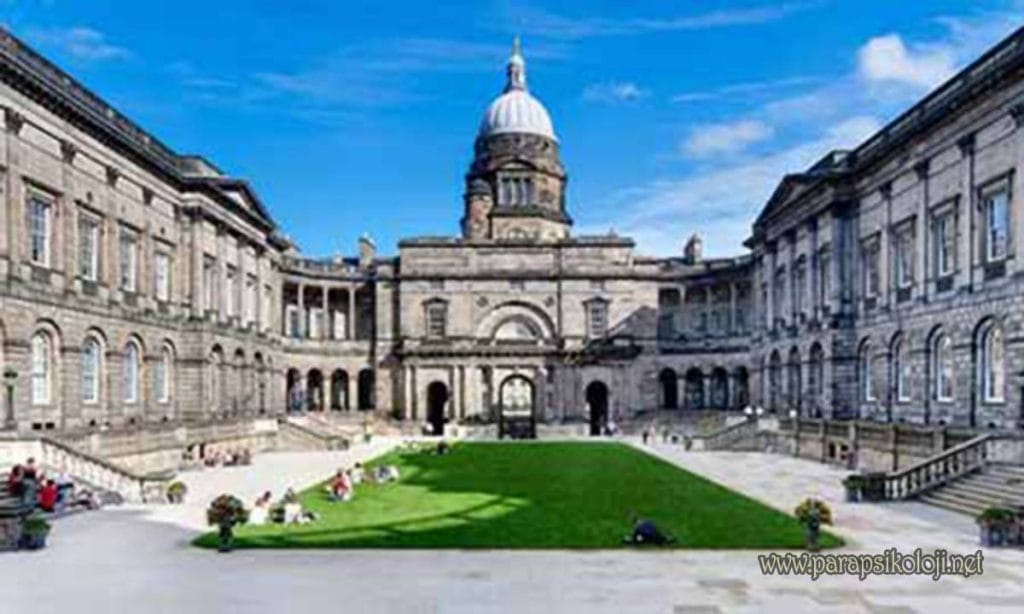 Edinburg Üniversitesinde Parapsikoloji Eğitimi Hakkında Bilgi